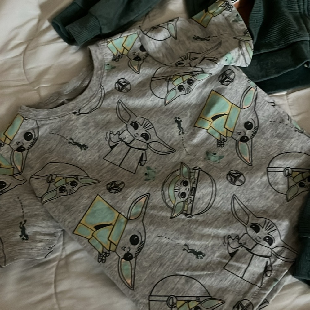 Outfit - Picture 2 of 5